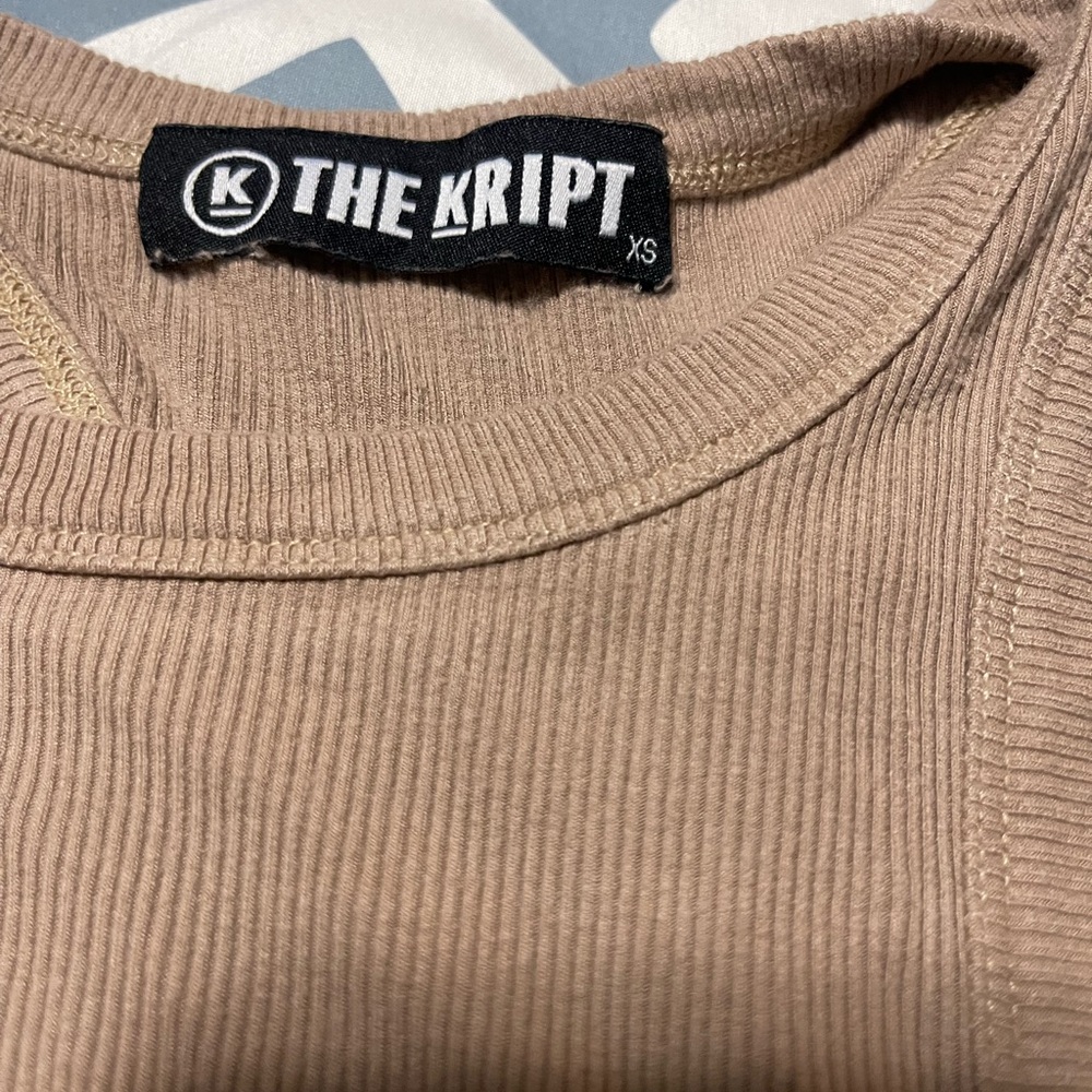 Tan Sleeveless Ribbed Top - Picture 3 of 4